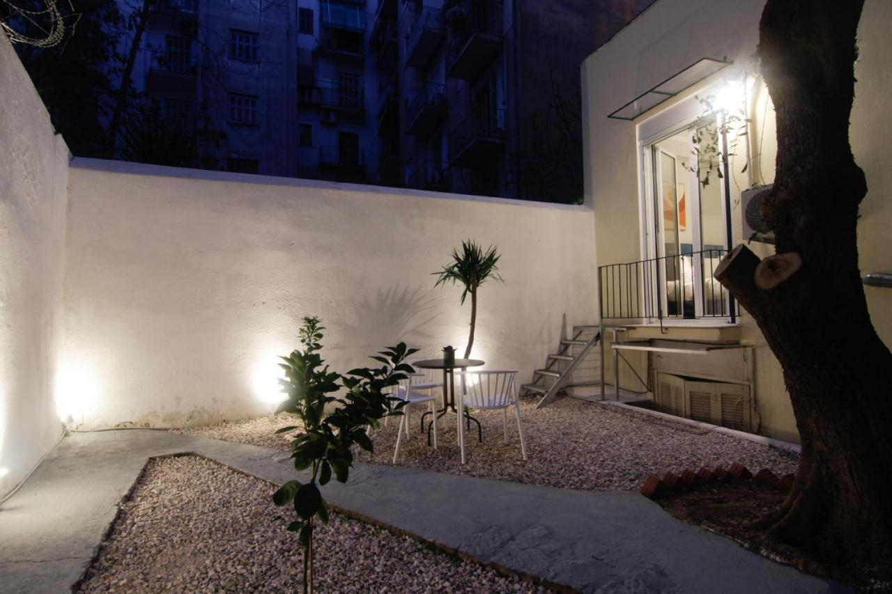 Patio Apartment Near Metro & Acropolis Athens Exterior photo
